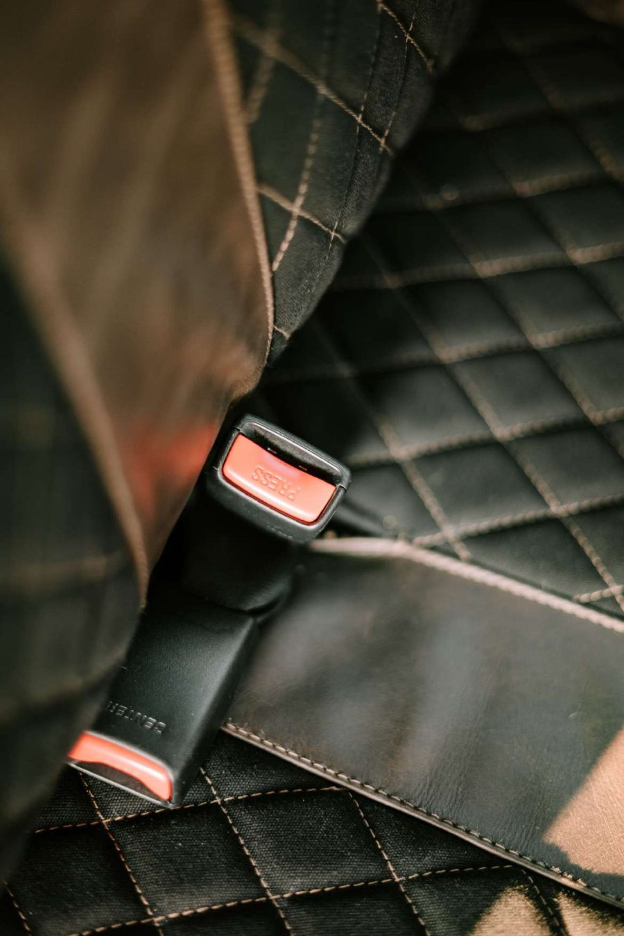Premium leather and canvas detail